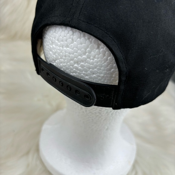 SET OF TWO HARLEY-DAVIDSON ONE SNAPBACK HAT AND OTHER WITH VELCRO SNAP - Picture 5 of 15